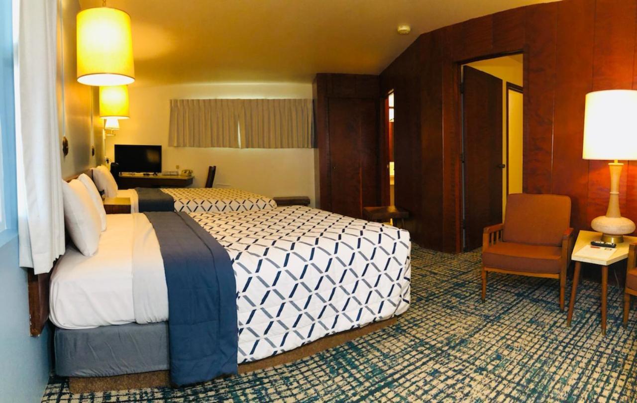 Motel Curly Redwood Crescent City